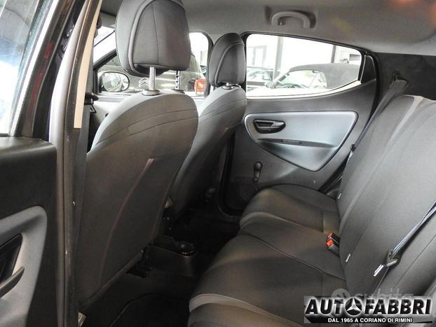 LANCIA - Ypsilon - 1.2 69 CV 5 porte Elefantino