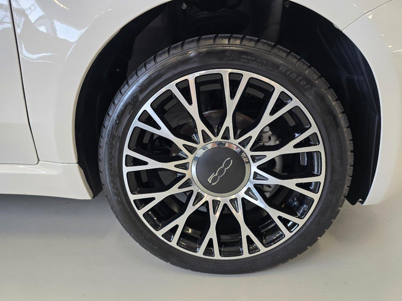 Fiat 500 1.0 hybrid Connect 70cv