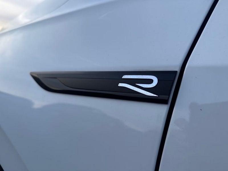 Volkswagen Golf 2.0 TSI R DSG 4Motion Matrix Led Camera ACC 19" Cockpit