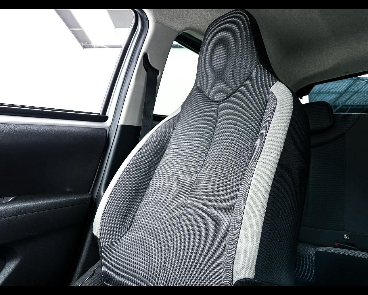 TOYOTA Aygo 2ª serie - Aygo Connect 1.0 VVT-i 72 CV 5 porte x-wave
