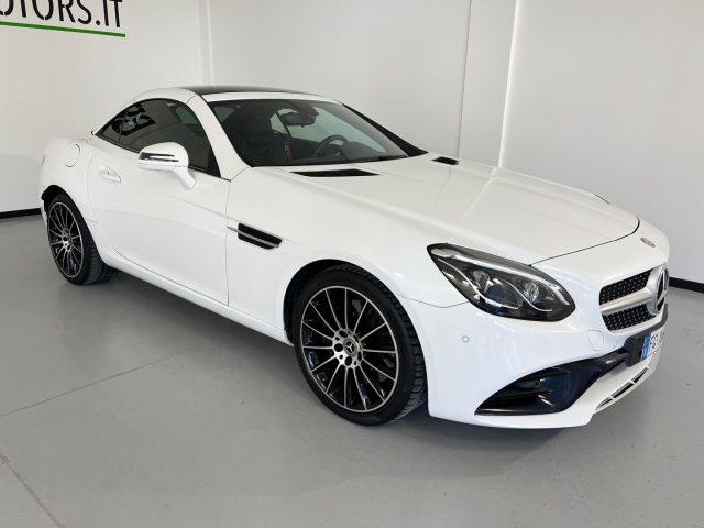 MERCEDES-BENZ SLC 200 Premium AMG Line