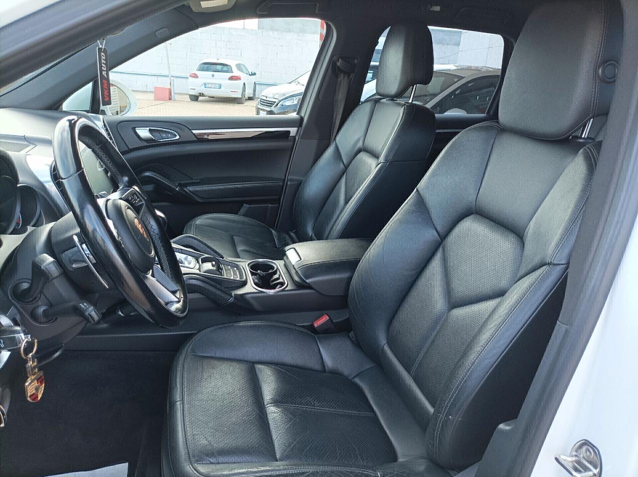 Porsche Cayenne 3.0 Diesel RESTYLING 250CV