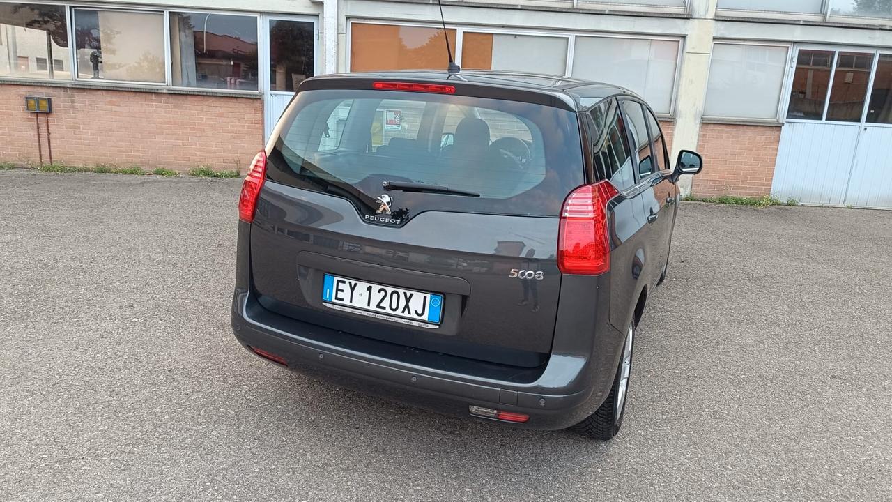 Peugeot 3008 BlueHDi 120 S&S Business