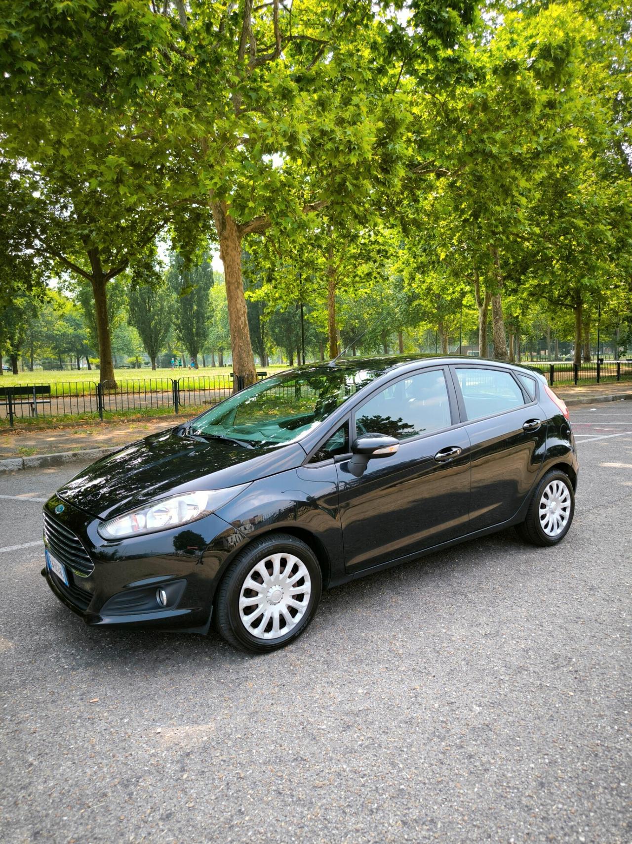 Ford Fiesta 1.5 TDCi 75CV 5 porte Titanium