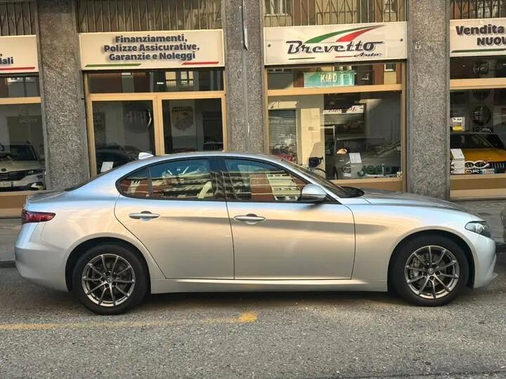 Alfa Romeo Giulia 2.2 Turbodiesel 150 CV Super