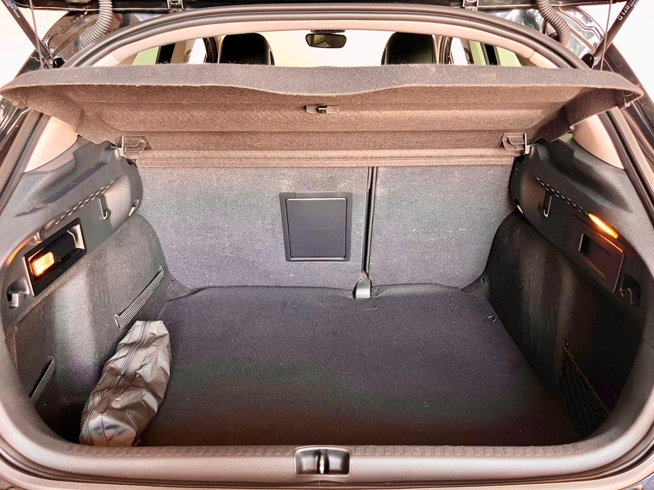 Citroen C4 1.6 e-HDi 115 airdream CMP6 Exclusive