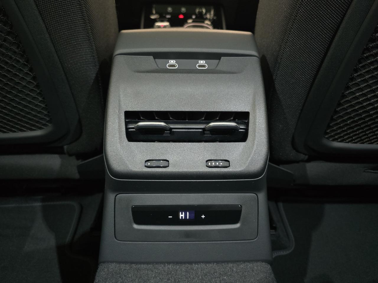 Audi A5 avant 2.0 tdi mhev+ s line edition 204cv s-tronic