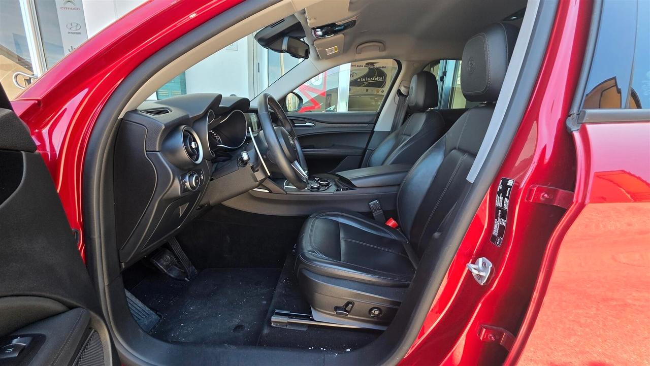 Alfa Romeo Stelvio 2.2 Turbodiesel 210 CV AT8 Q4 Executive
