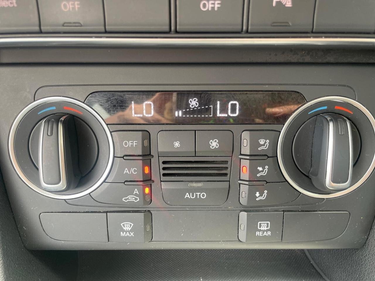 Audi Q3 2.0 TDI 150 CV Business