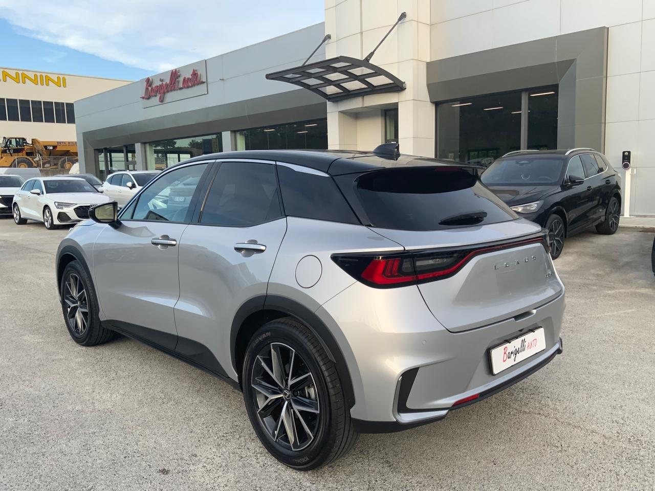 Lexus LBX Hybrid 4WD Cool