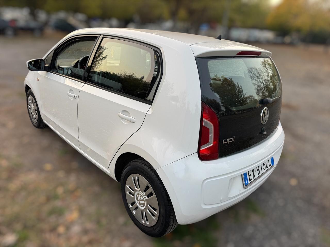 Vw Up 1.0 benzina - Automatica -POCHI KM -2014