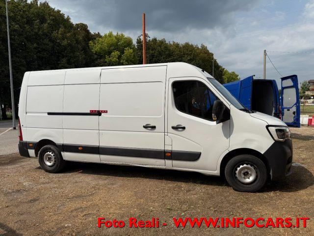 RENAULT Master T35 2.3 dCi 135 CV PASSO LUNGO