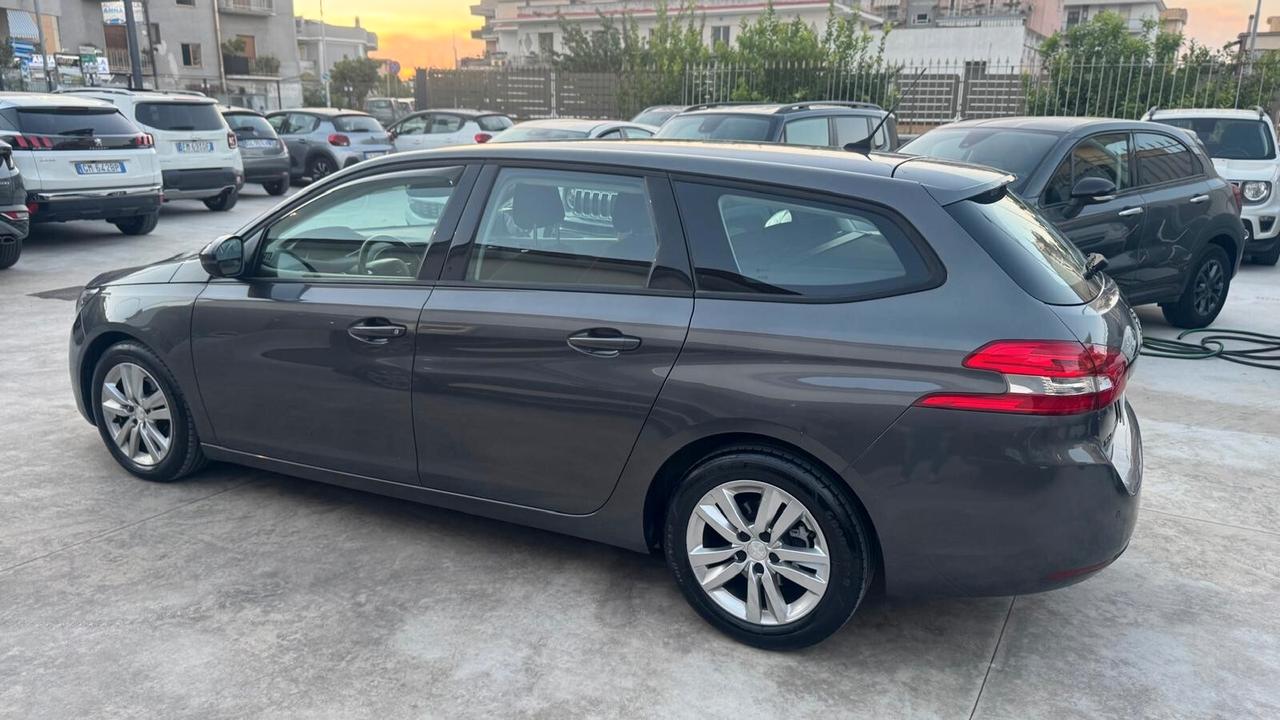 Peugeot 308 BlueHDi 100 S&S SW Business
