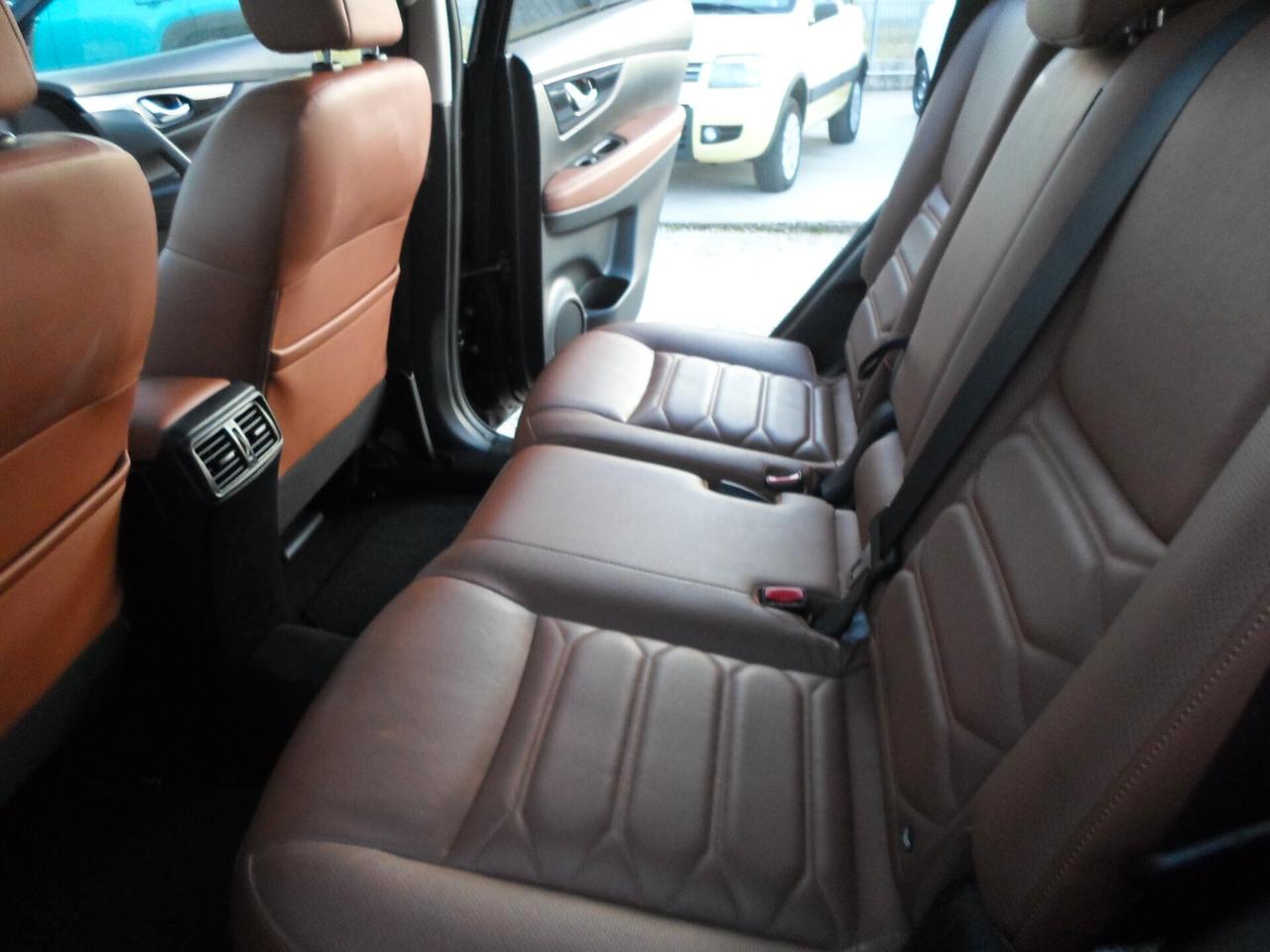 Nissan X-Trail 1.6 dCi 2WD Tekna