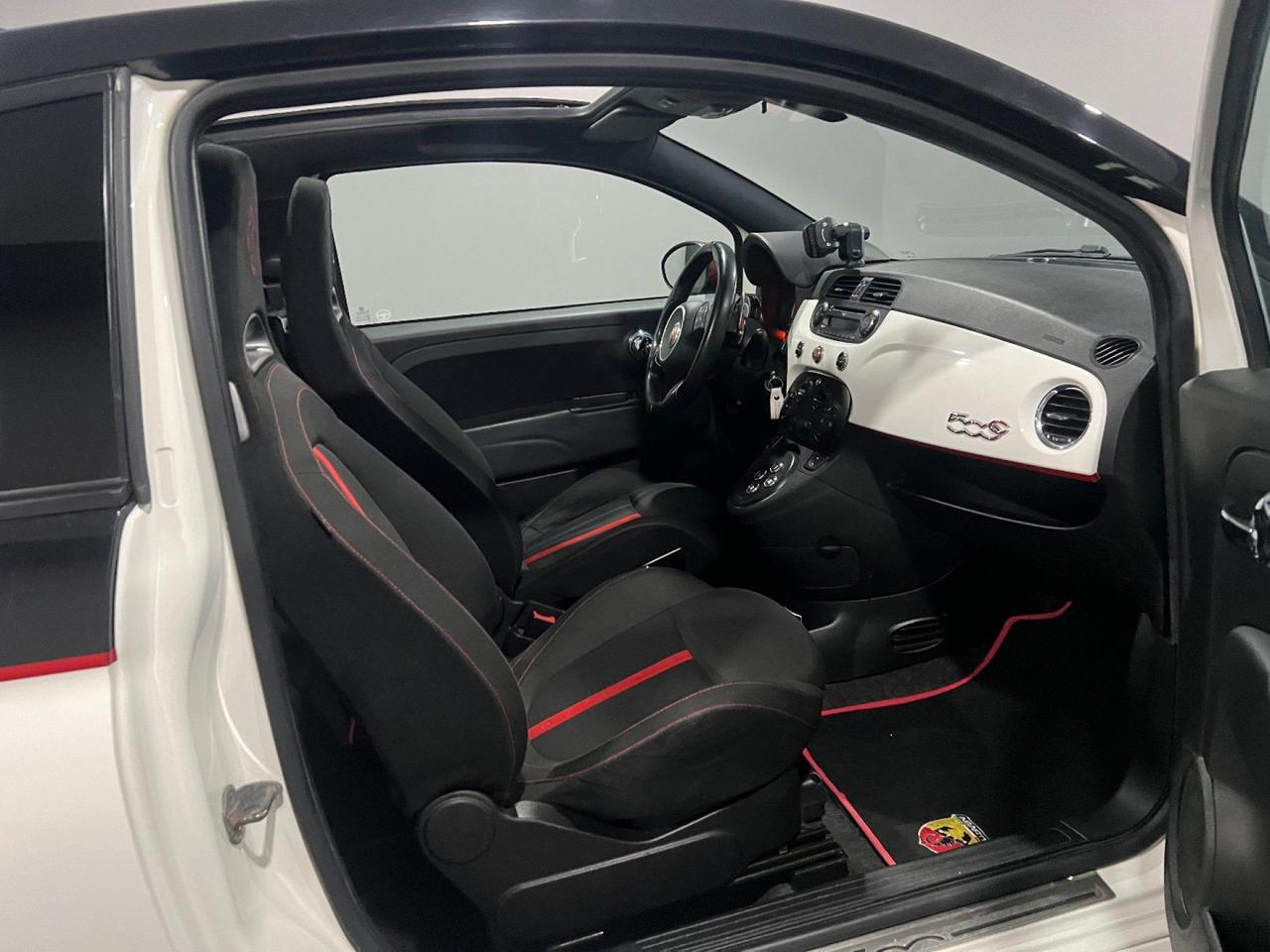 Abarth 500 C 1.4 Turbo T-Jet MTA Bicolore