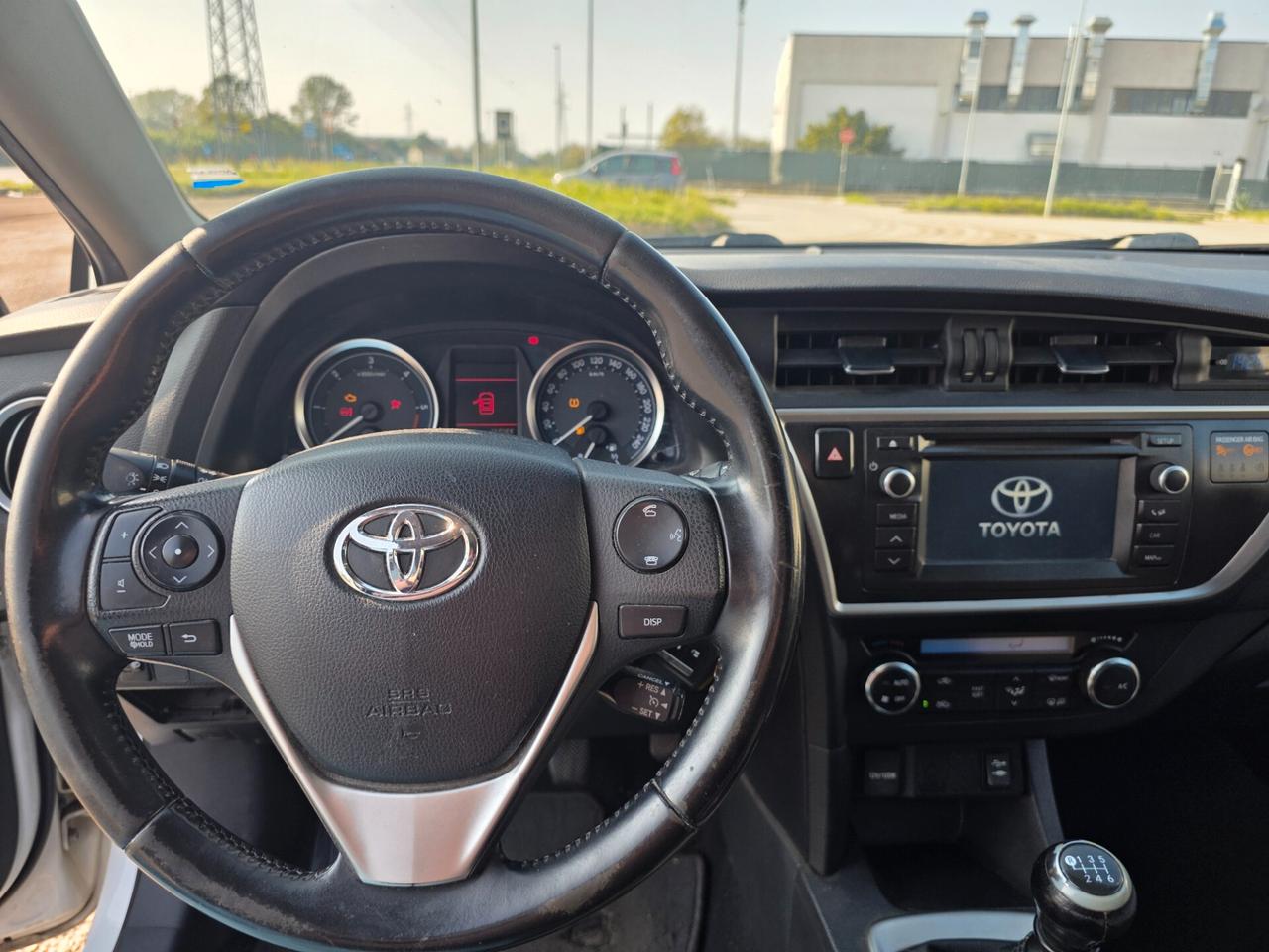 Toyota Auris 1.4 D-4D Lounge