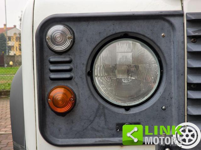 LAND ROVER Defender 2.4 TD4 122 CV 110 Crew Cab