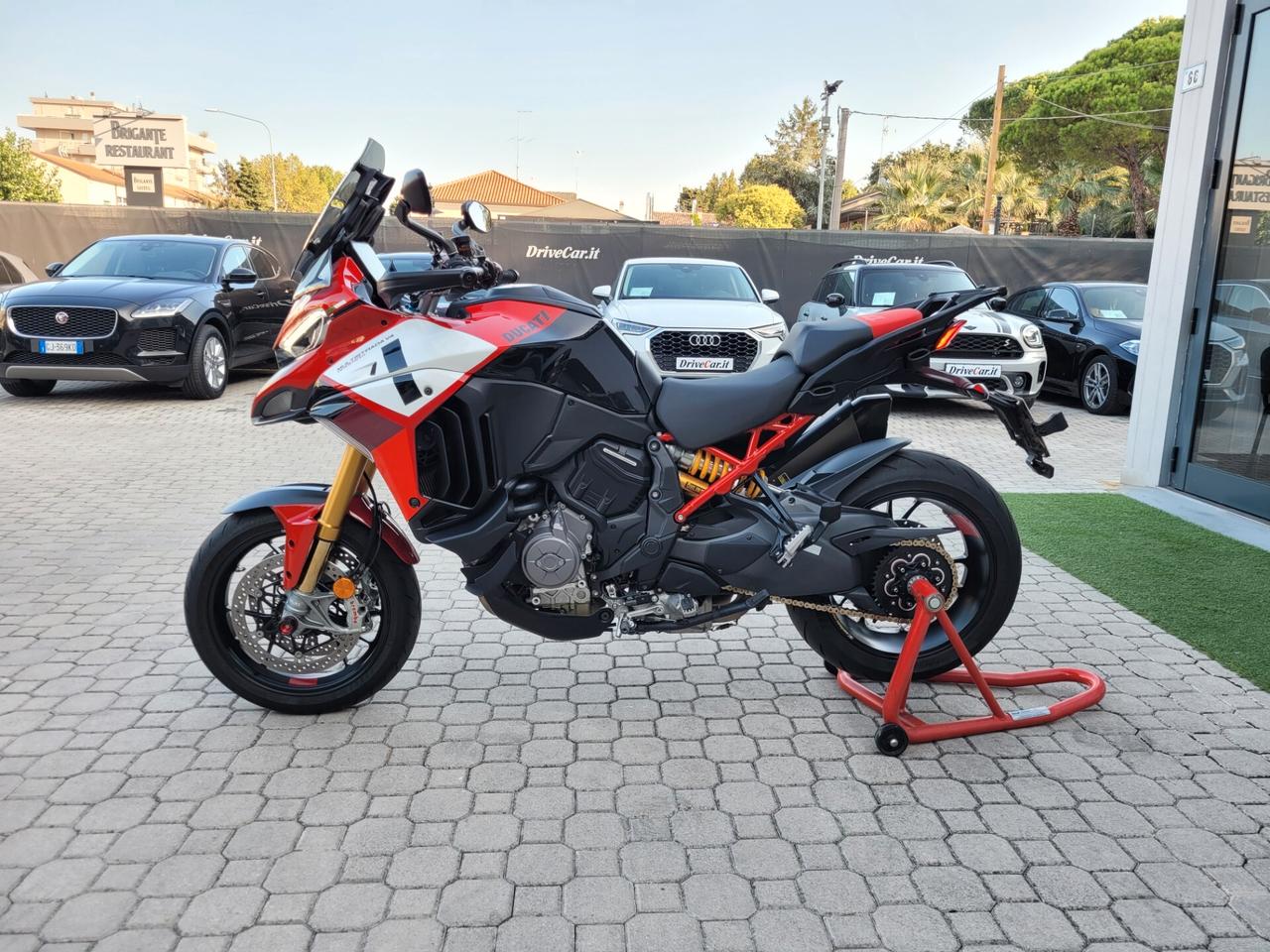 Ducati Multistrada V4 PIKE PEAK 9.500KM.