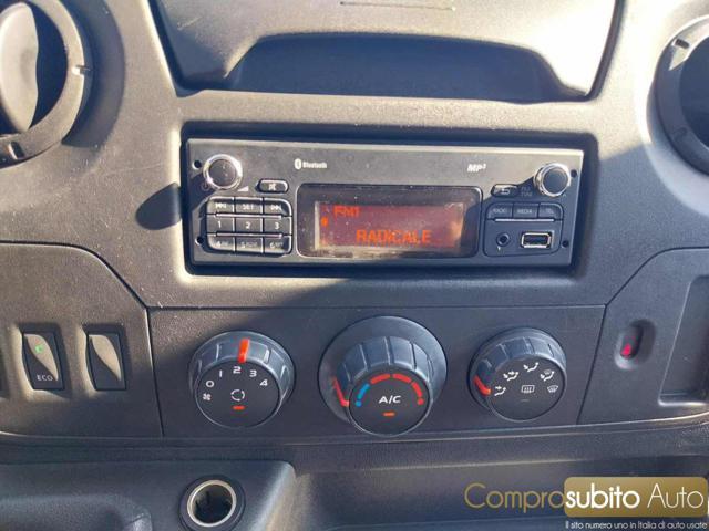 RENAULT Master T35 2.3 dCi Ribaltabile Trilaterale Gemellato