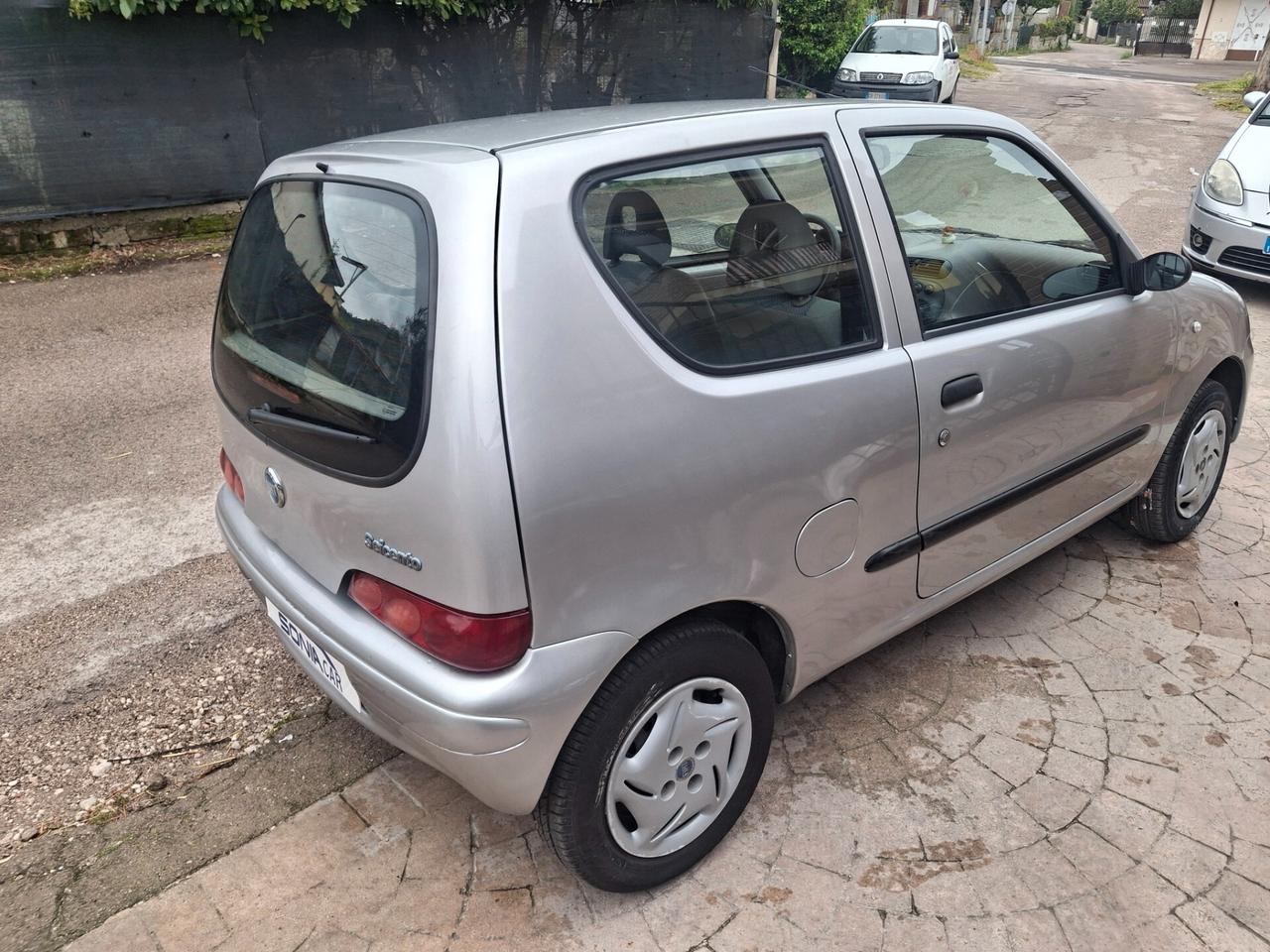 Fiat 600 1.1 Class idroguida e aria condizionata neopatentati