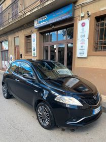 Lancia Ypsilon 1.2 69 CV 5 porte Gold