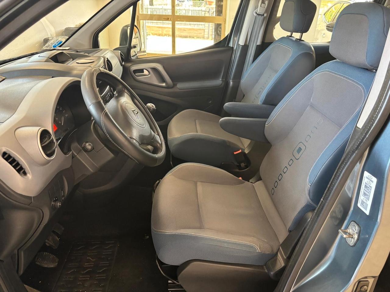 CITROEN BERLINGO ANNO 2011 DS 16 ADATTA NEOPATENTATI KM 181 MILA
