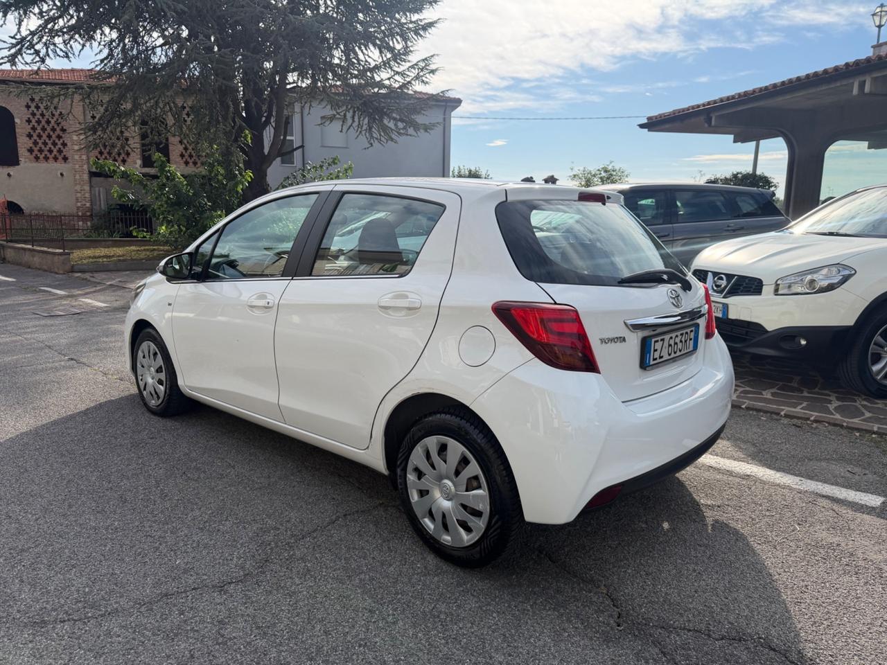 Toyota Yaris 1.4 D-4D 5 porte Active