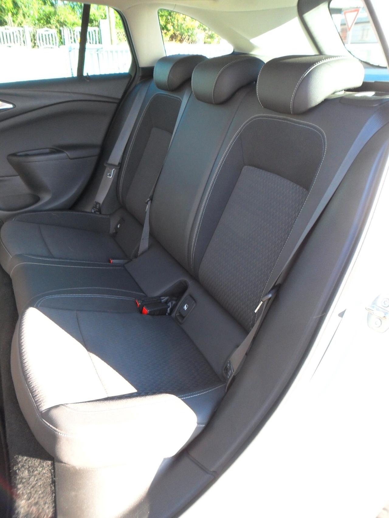 Opel Astra 1.6CDTi Sports Tourer Innovation