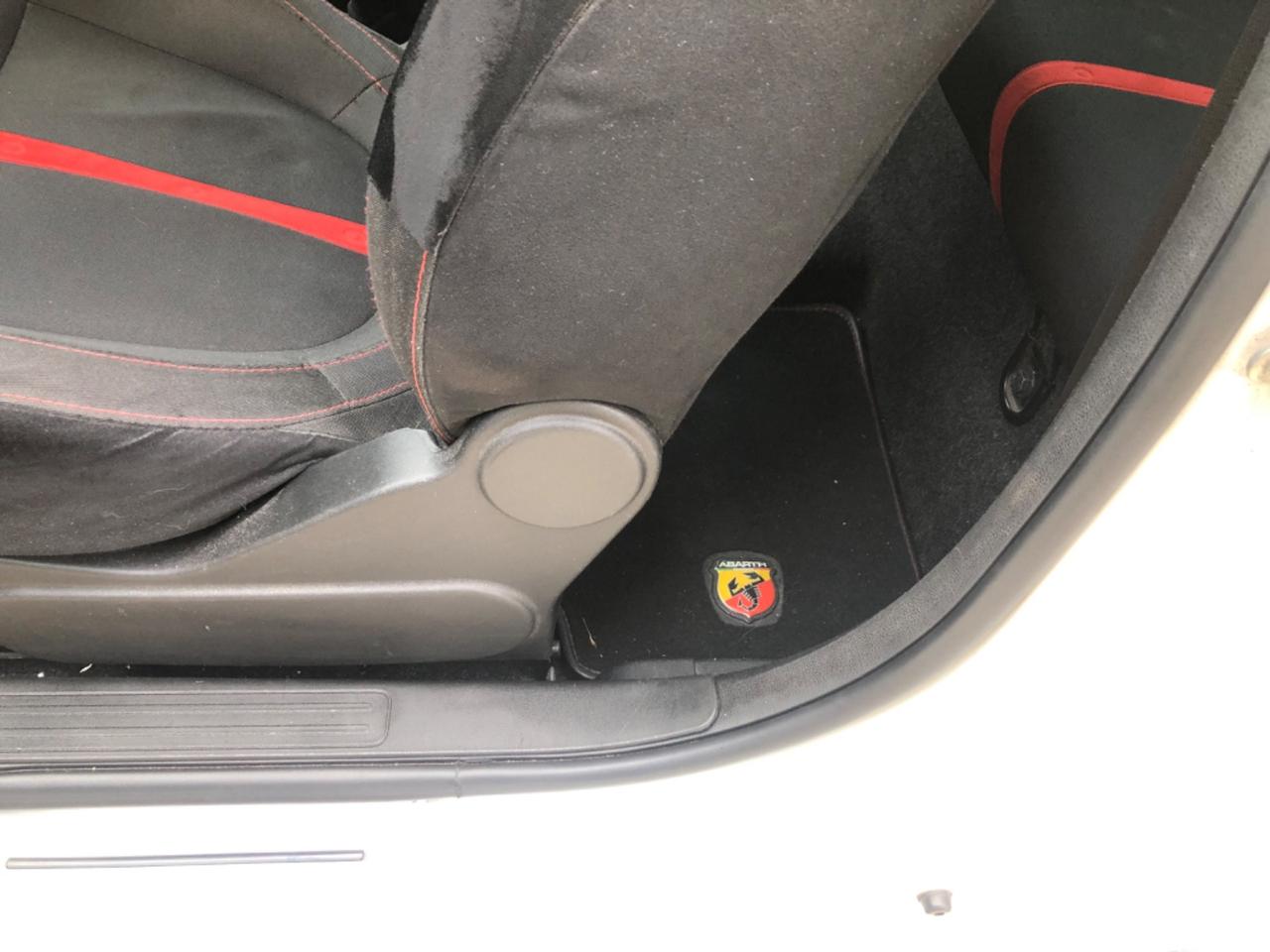 Abarth 500 1.4 Turbo T-Jet Esseesse