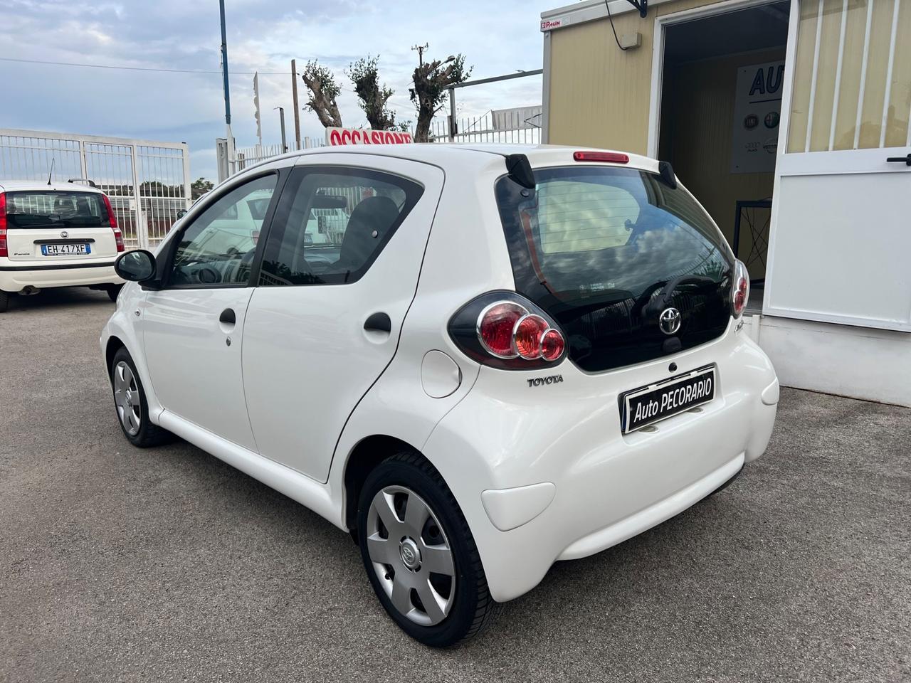 Toyota Aygo 1.0 12V VVT-i 5 porte Active