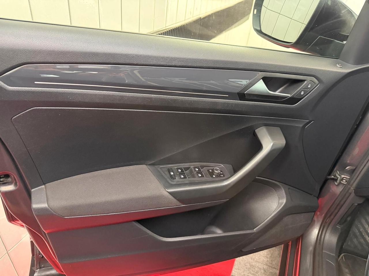 Volkswagen T-Roc 1.6 TDI SCR Advanced BlueMotion Technology