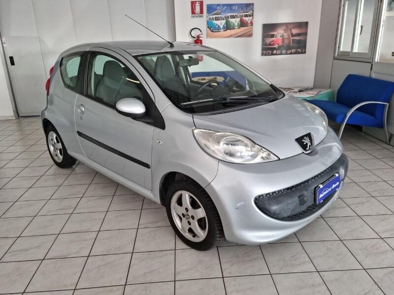 PEUGEOT 107 1.4 HDi 3p. Plaisir