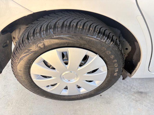 TOYOTA Verso-S 1.3 CVT Style AUTOMATICA NAVIGATORE E RETROCAMERA