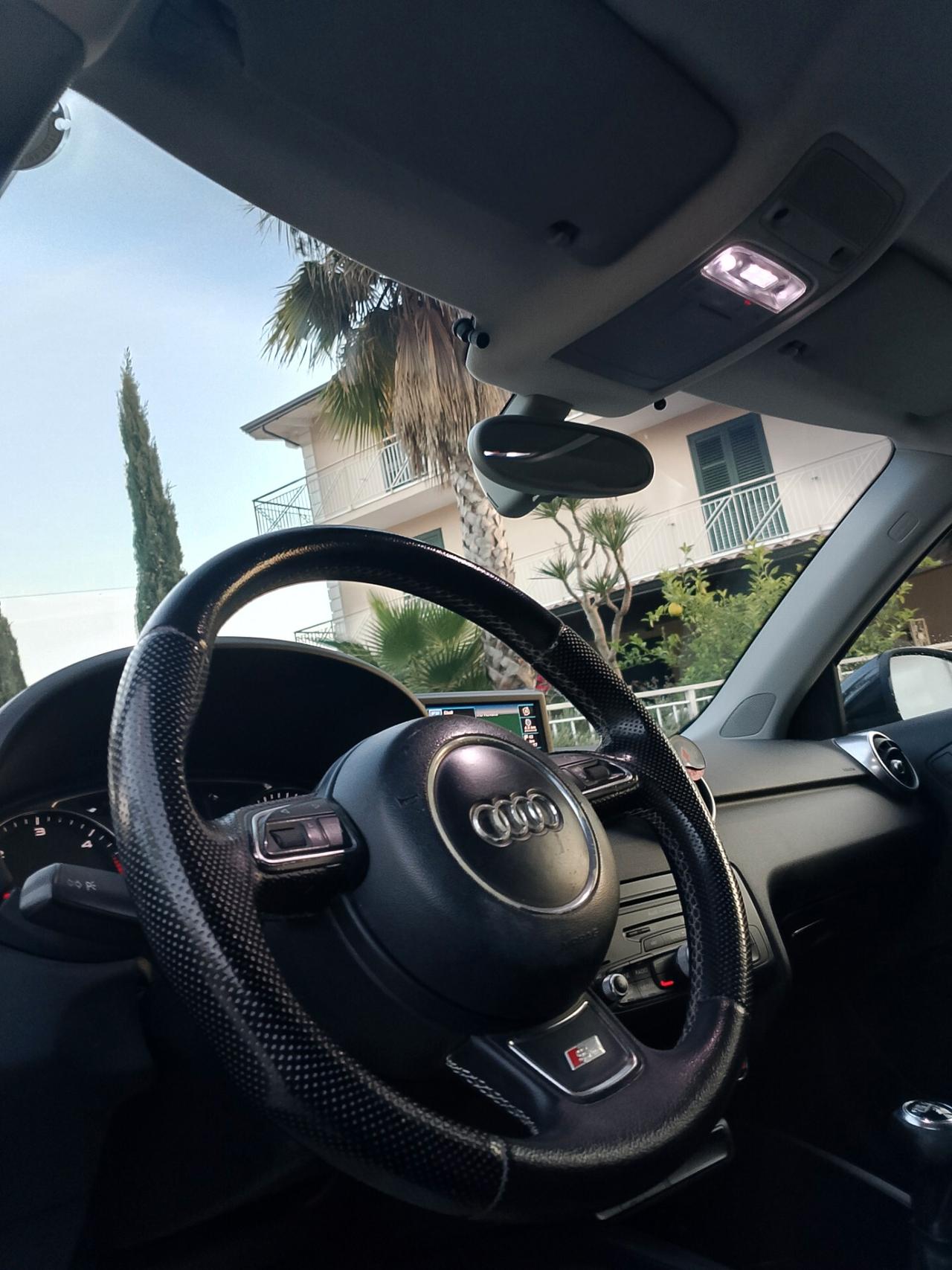 Audi A1 SPB 1.6 TDI 105 CV Attraction