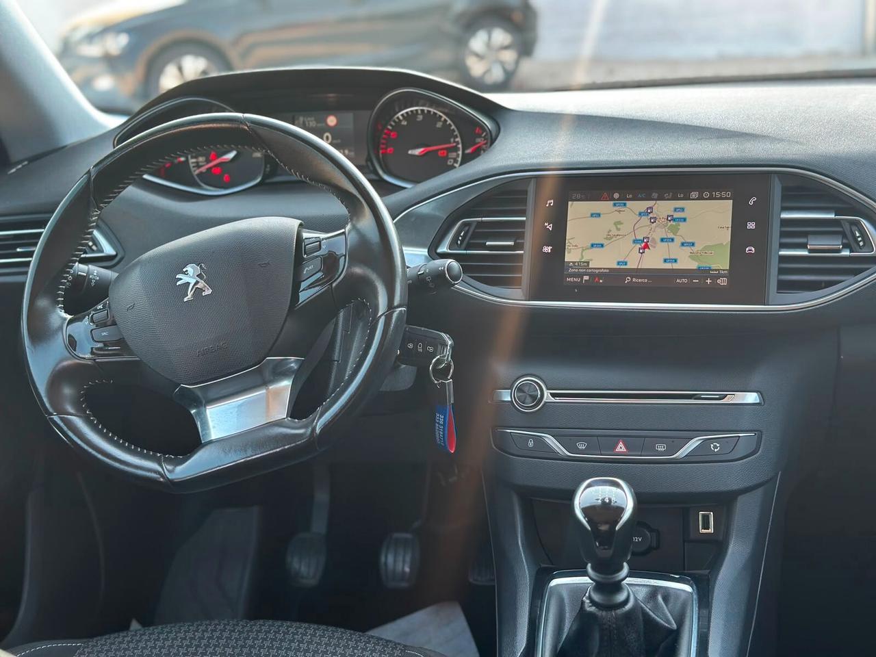 Peugeot 308 Berlina 1.5 130CV Allure