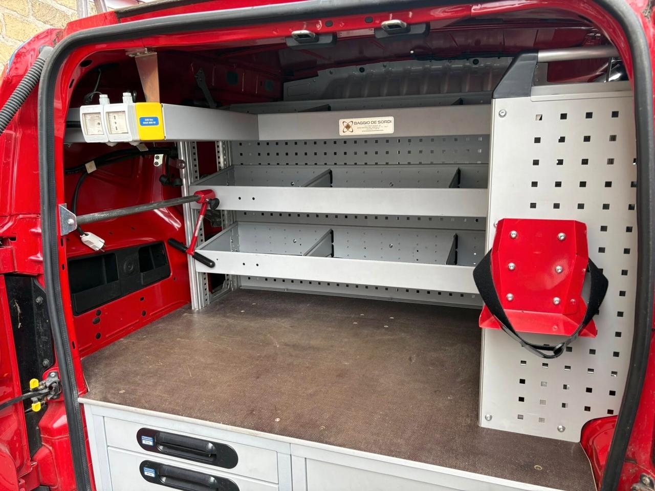 Fiat Fiorino 1.3 MJT 95CV Cargo Adventure