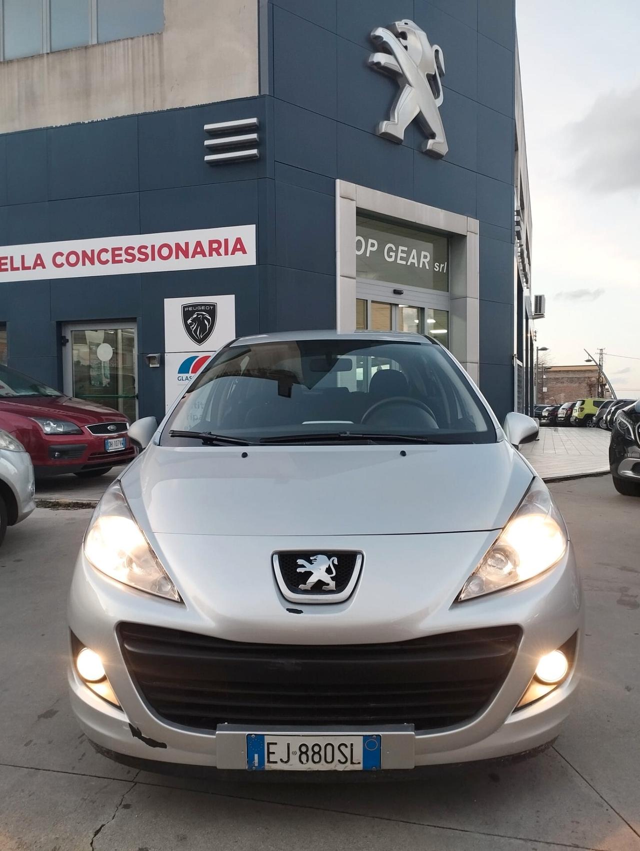 Peugeot 207 1.4 HDi 70CV 5p.