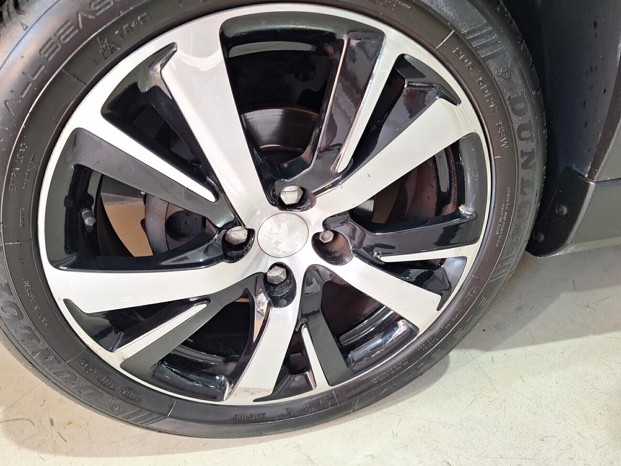 Peugeot 2008 1.5 BlueHDi 100CV 1 PROPRIETARIO