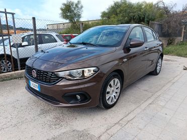 Fiat Tipo 1.6 Mjt S&S 5 porte Easy
