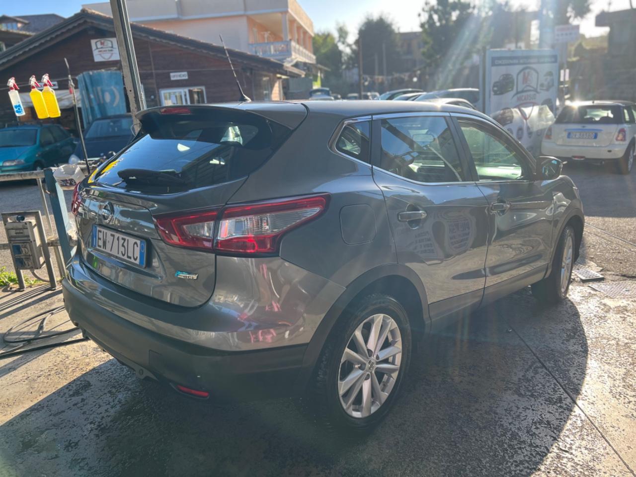 Nissan Qashqai 1.5 dCi DPF Acenta