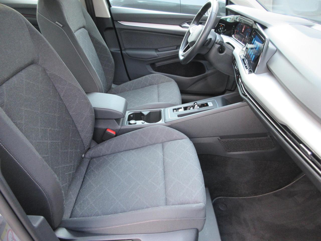 Volkswagen Golf 1.0 etsi evo Life 110cv DSG