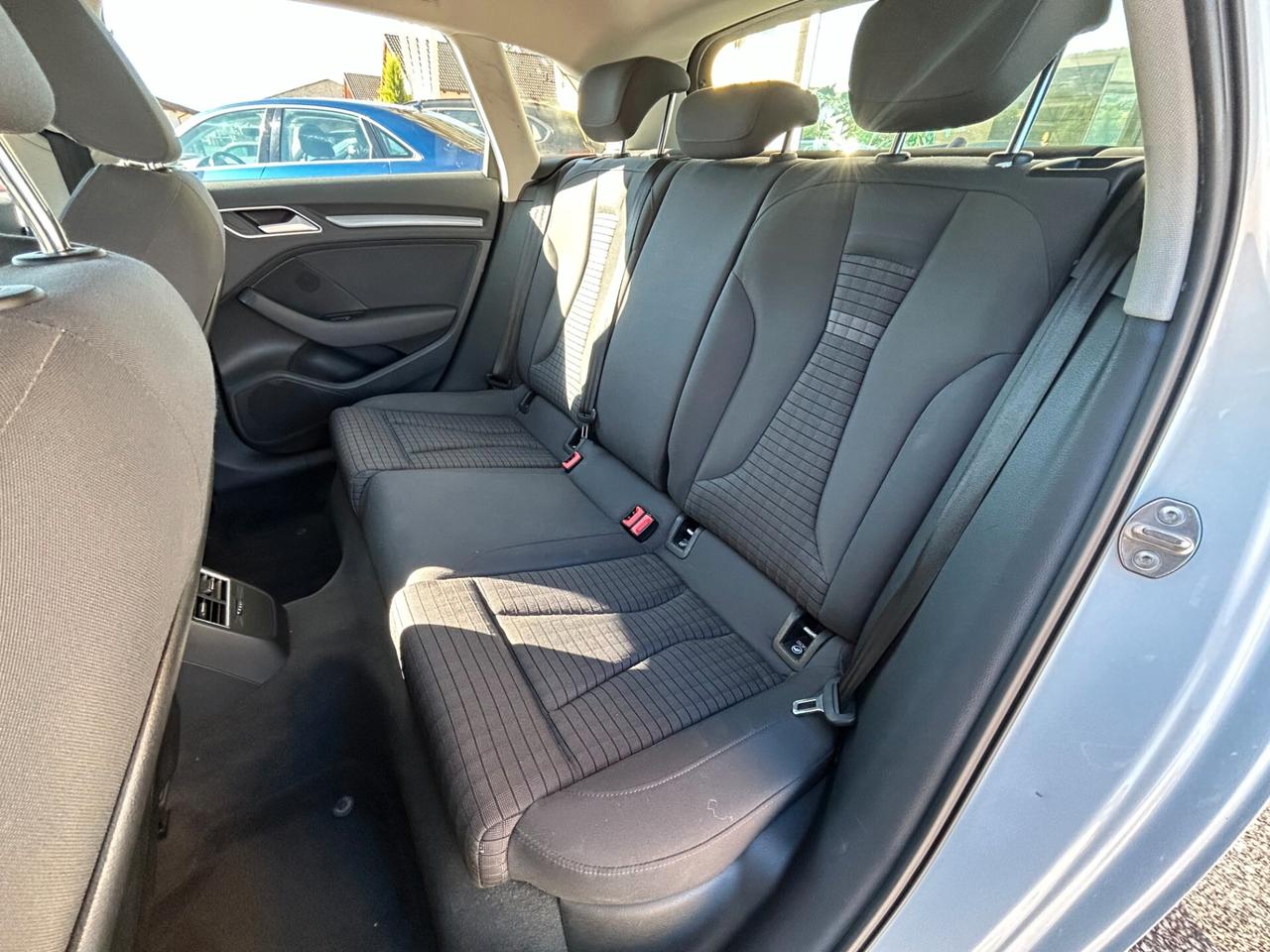 Audi A3 SPB 2.0 TDI 150 CV clean diesel S tronic Ambition