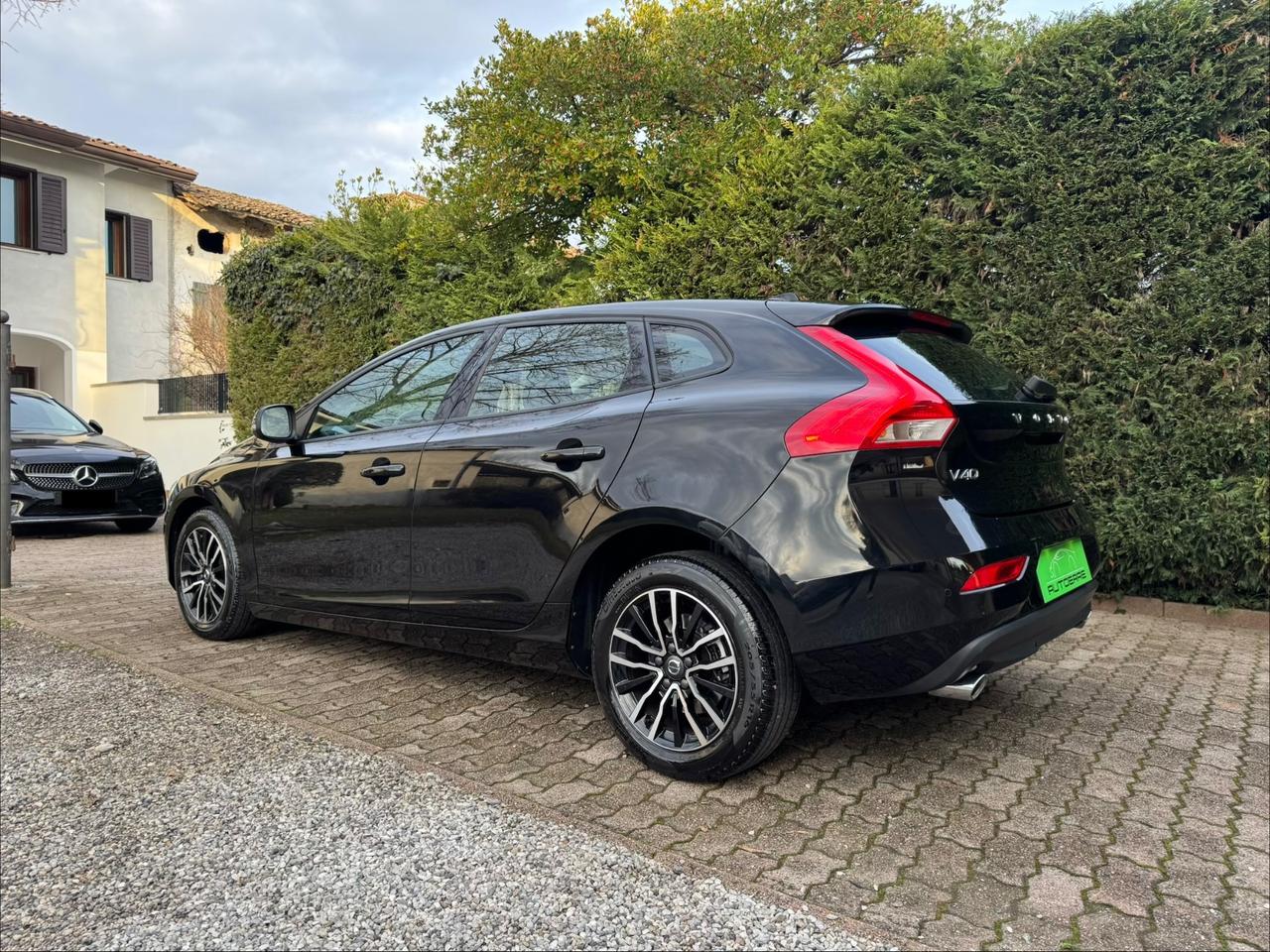 Volvo V40 D2 Geartronic Business Plus