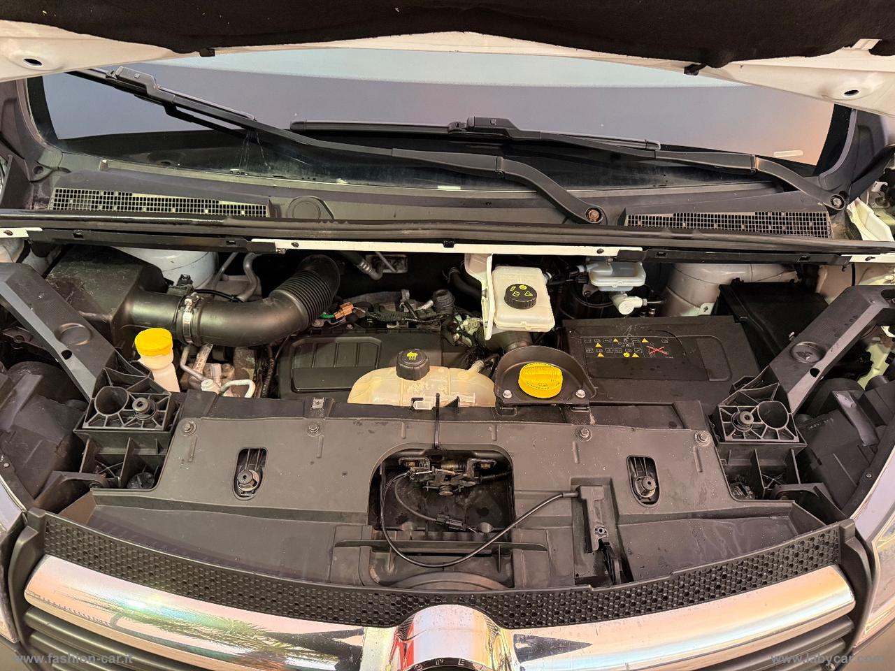 Vivaro 29 1.6 BiT. PC-TN Combi Sport 9 POSTI