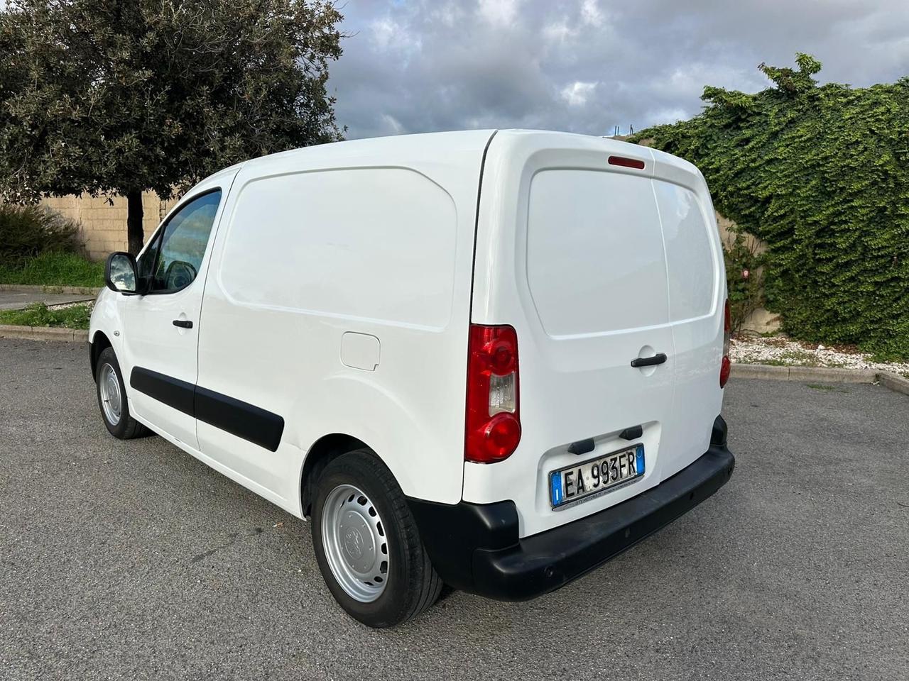 PEUGEOT PARTNER 1.6 Diesel-3 Posti-IVA Esposta compresa