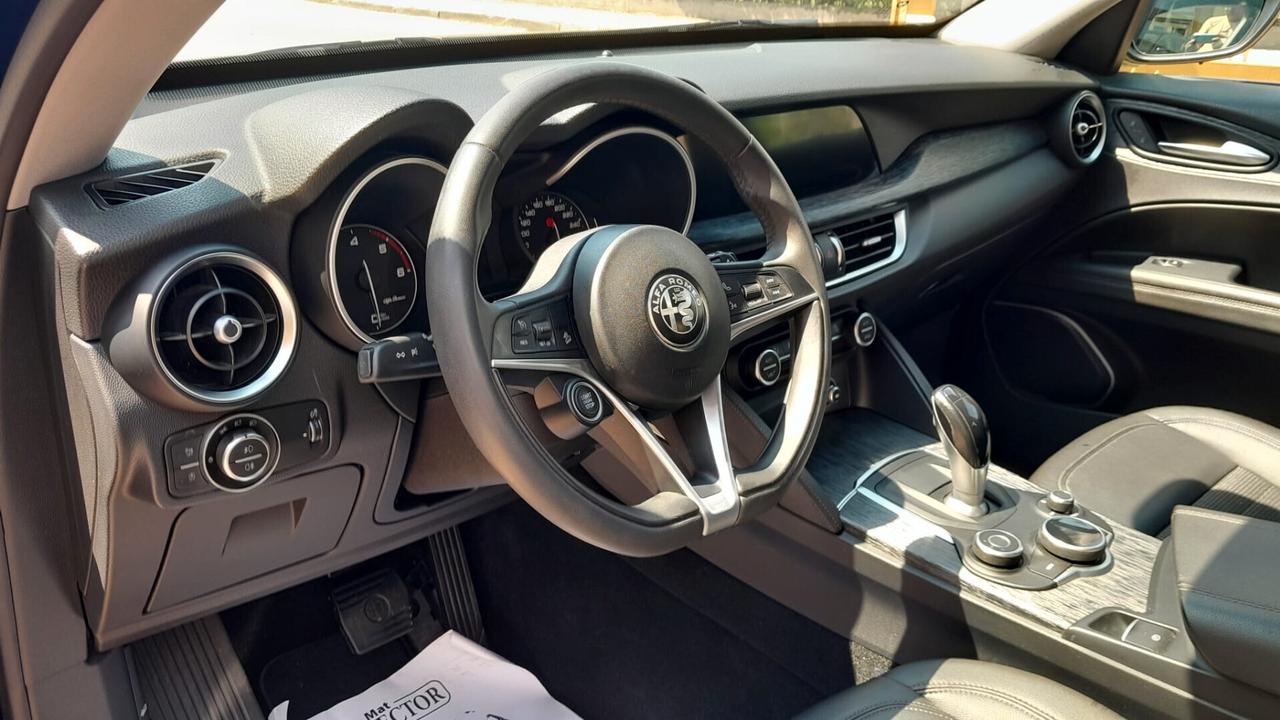Alfa Romeo Stelvio 2.2 Turbodiesel 190 CV AT8 Q4 Super
