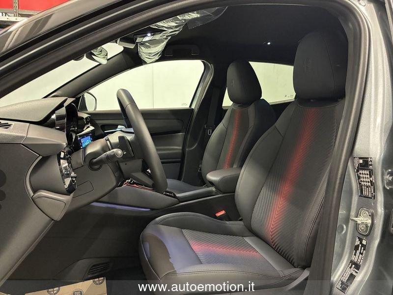 Alfa Romeo Junior 1.2 145 CV Hybrid eDCT6 Speciale