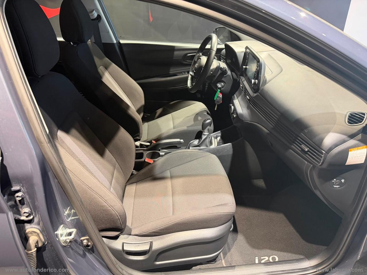 HYUNDAI i20 1.0 T-GDI 48V iMT ConnectLine