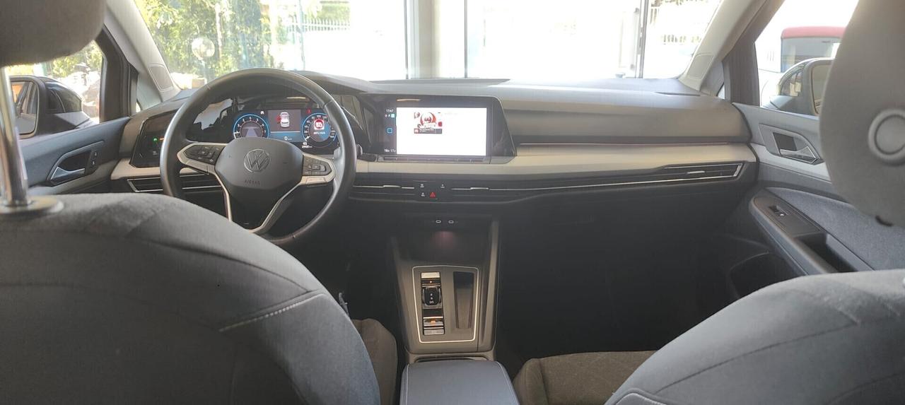Volkswagen Golf 1.0 eTSI EVO DSG Life