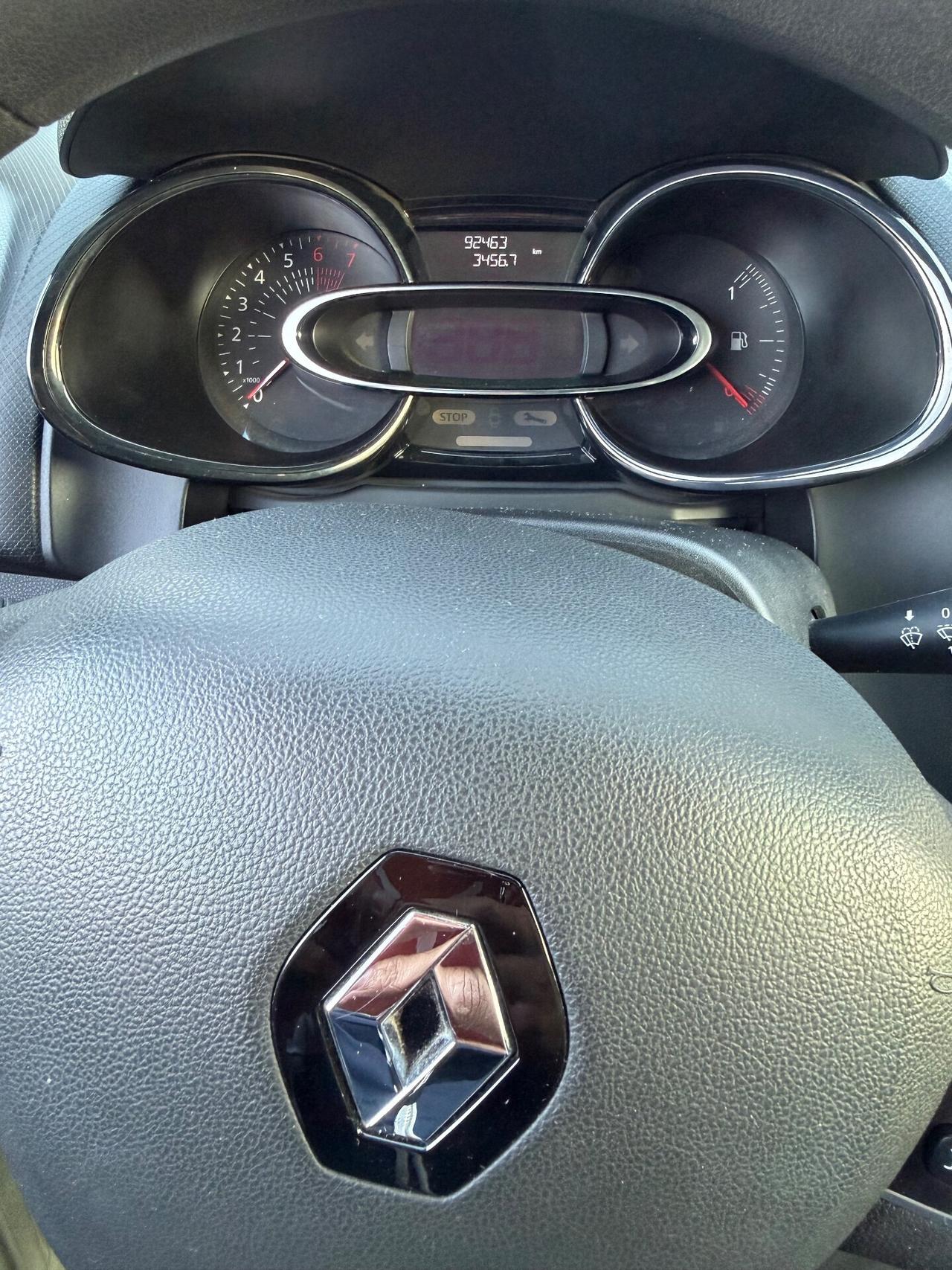 Renault Clio 1.2 75CV 5 porte / EURO 6 NEOPATENTATI